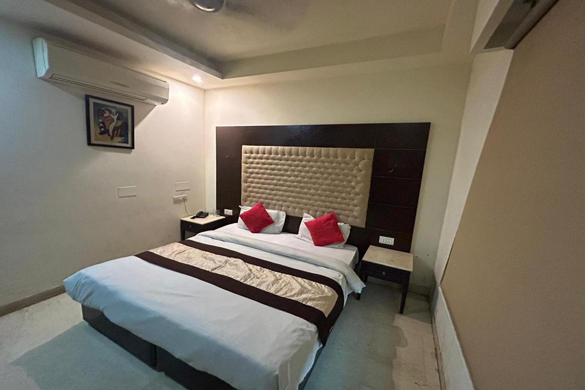 The Metropolis Guest House Near Rk Ashram Metro Station 뉴델리 외부 사진