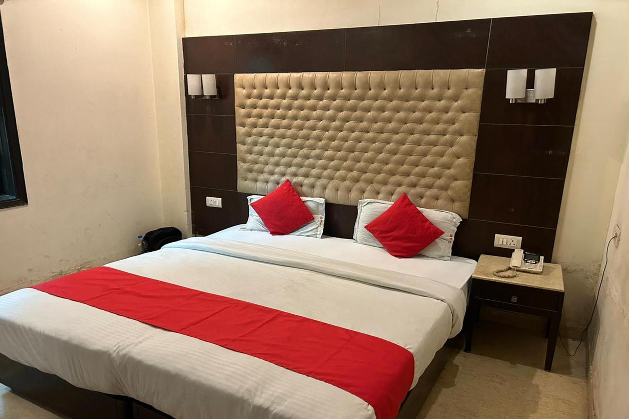 The Metropolis Guest House Near Rk Ashram Metro Station 뉴델리 외부 사진