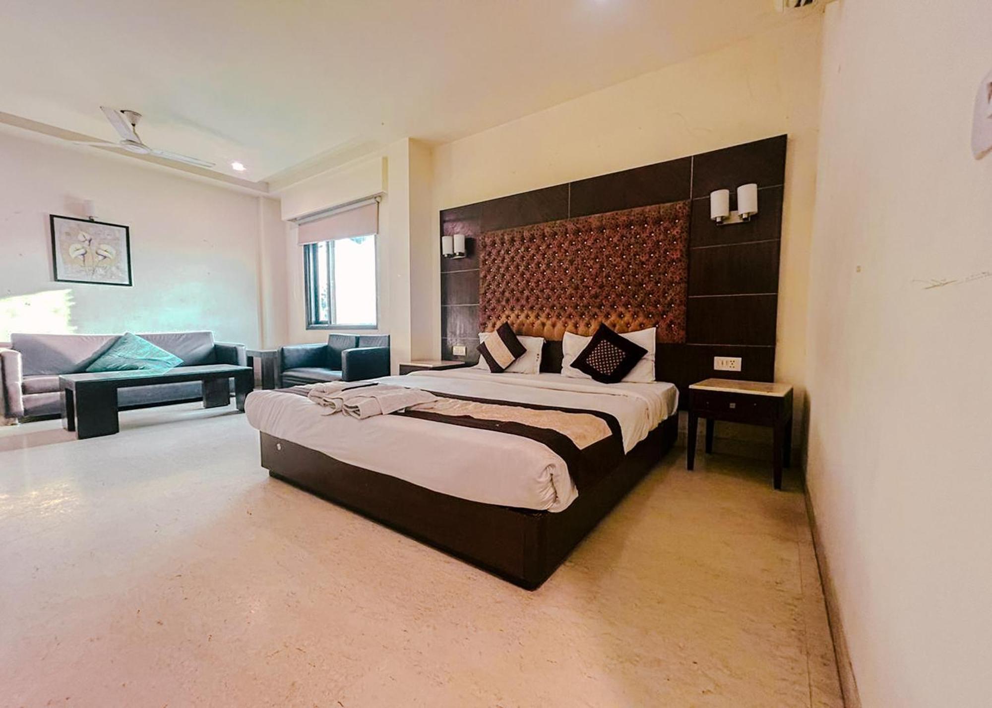 The Metropolis Guest House Near Rk Ashram Metro Station 뉴델리 외부 사진