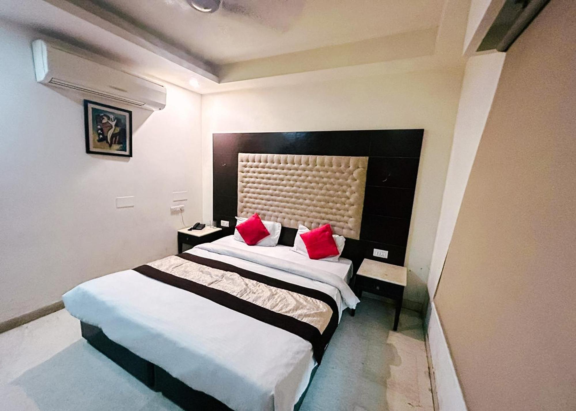 The Metropolis Guest House Near Rk Ashram Metro Station 뉴델리 외부 사진