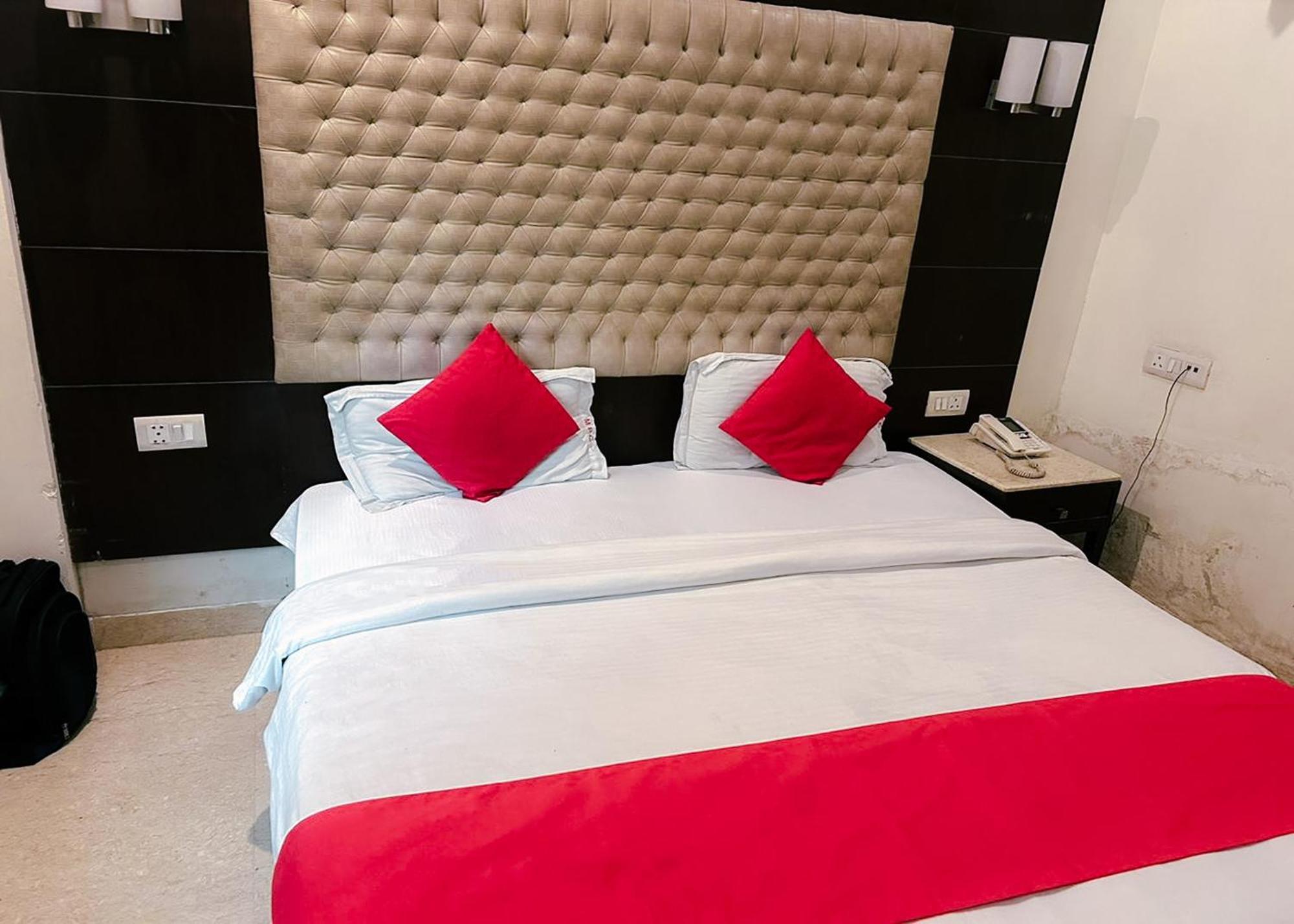 The Metropolis Guest House Near Rk Ashram Metro Station 뉴델리 외부 사진