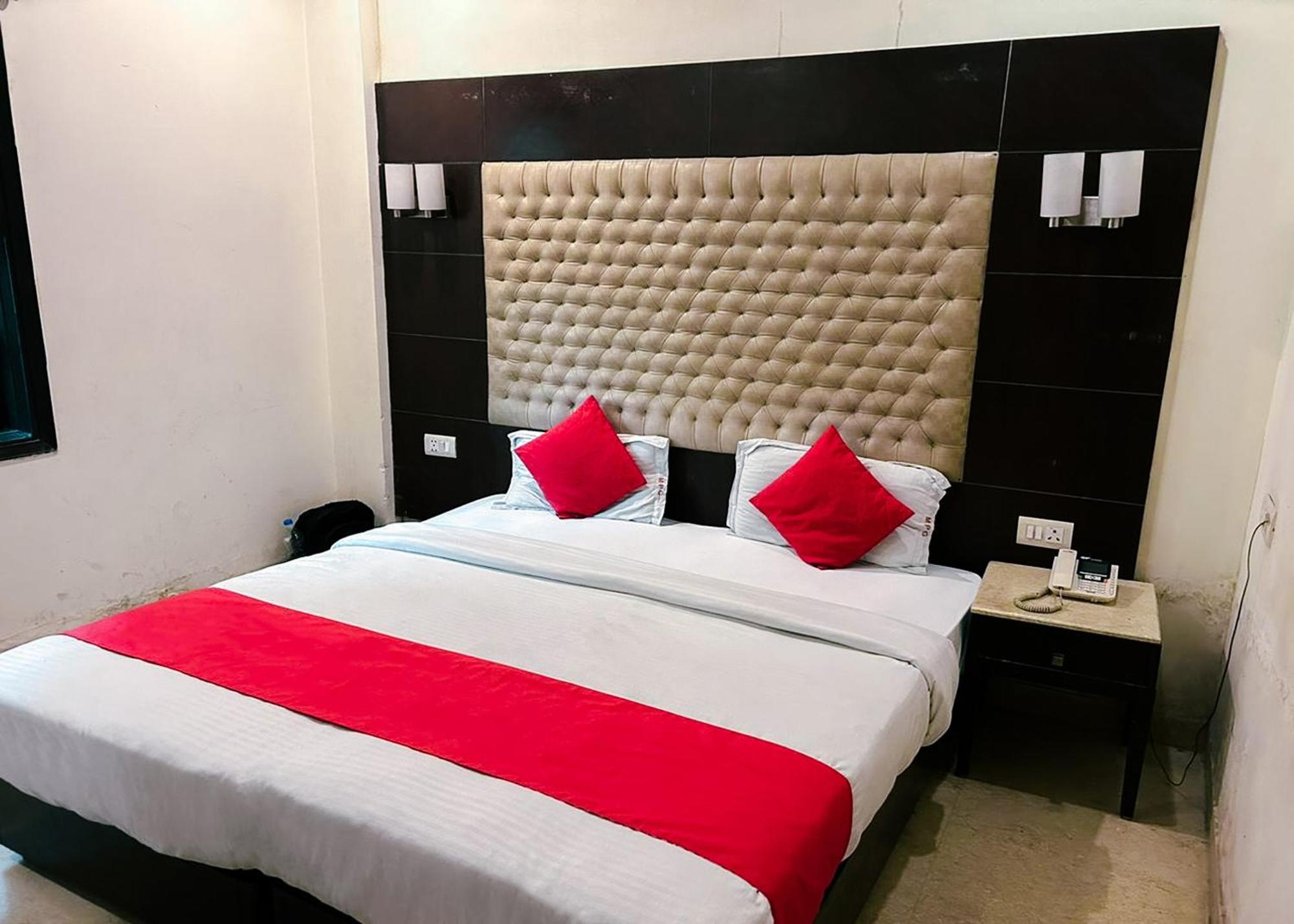 The Metropolis Guest House Near Rk Ashram Metro Station 뉴델리 외부 사진