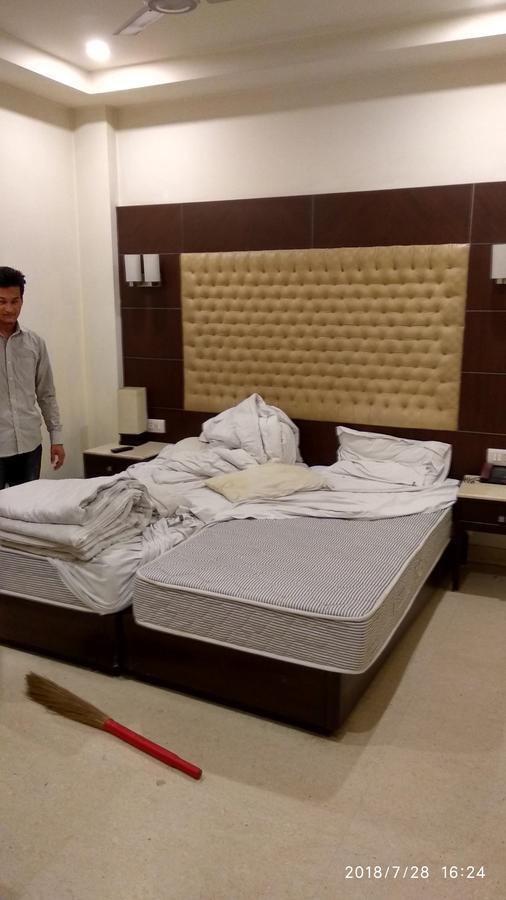 The Metropolis Guest House Near Rk Ashram Metro Station 뉴델리 외부 사진